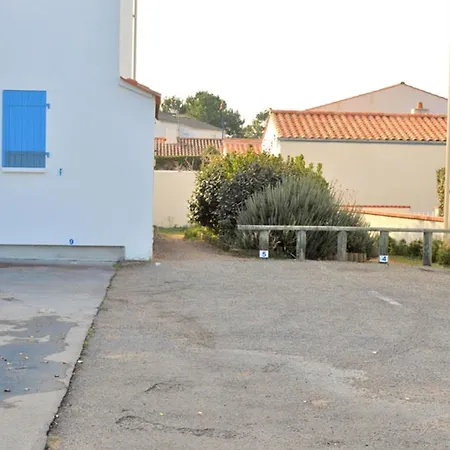 Appartement Rdc Avec Terrasse, A 200M De La Plage Des Generelles, Parking Et Jardin Prive - Fr-1-22-229 라트슈수르메르